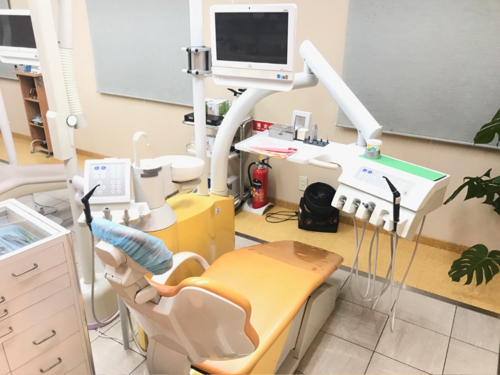 モニター付き診療台